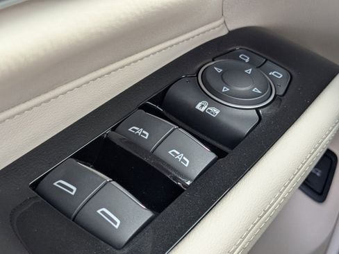 New 2025 Cadillac CT4 Premium Luxury RWD image 20