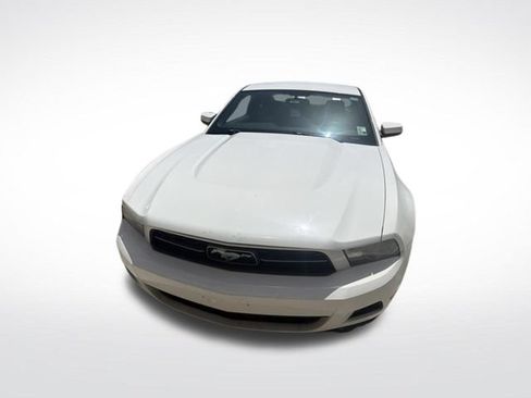 Used 2012 Ford Mustang Premium RWD image 3