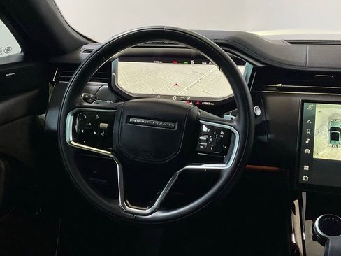 Used 2023 Land Rover Range Rover Sport SE image 32