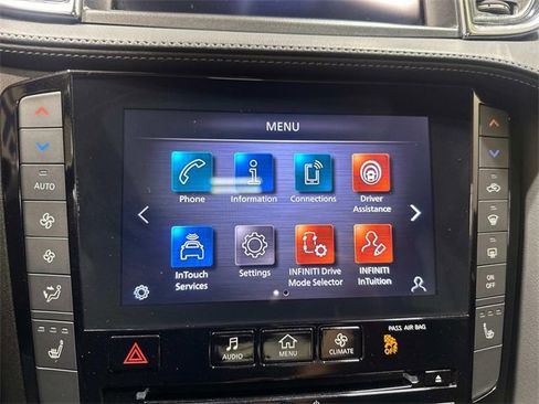 Used 2023 INFINITI QX50 Luxe image 17