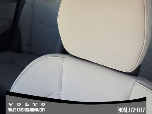 New 2026 Volvo XC90 B5 Core w/ Protection Package Premier image 14