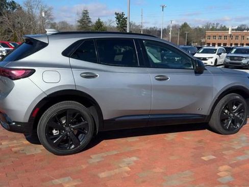 Used 2024 Buick Envision Sport Touring AWD/4WD image 3