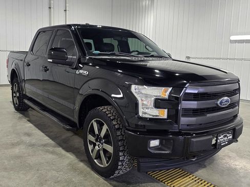 Used 2017 Ford F150 Lariat w/ Equipment Group 501A Mid AWD/4WD image 4
