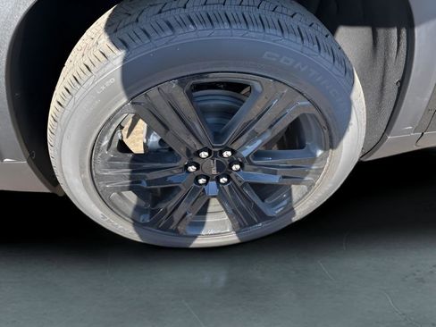 New 2026 GMC Acadia Elevation image 4