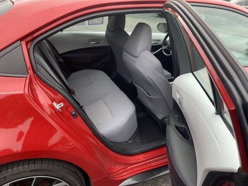 Used 2021 Toyota Corolla SE image 8