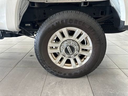 Used 2018 Ford F250 XLT AWD/4WD image 4