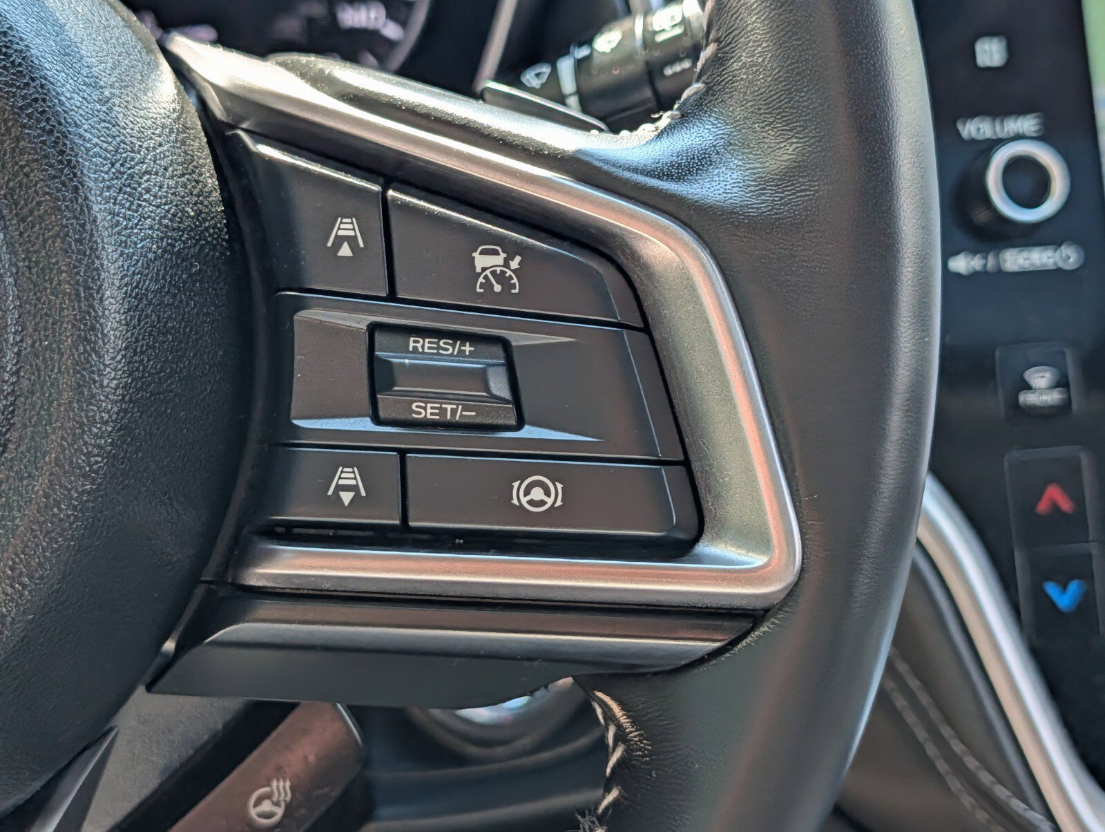Used 2024 Subaru Outback Touring AWD/4WD image 41