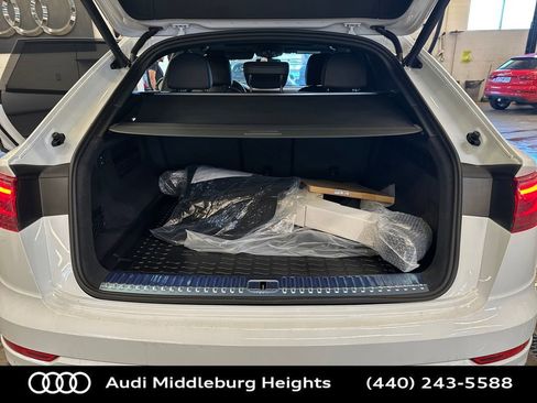 New 2026 Audi Q8 Premium Plus image 26