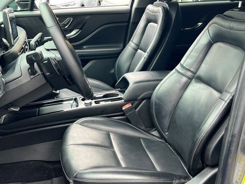 Certified 2022 Lincoln Corsair AWD w/ Equipment Group 101A image 16