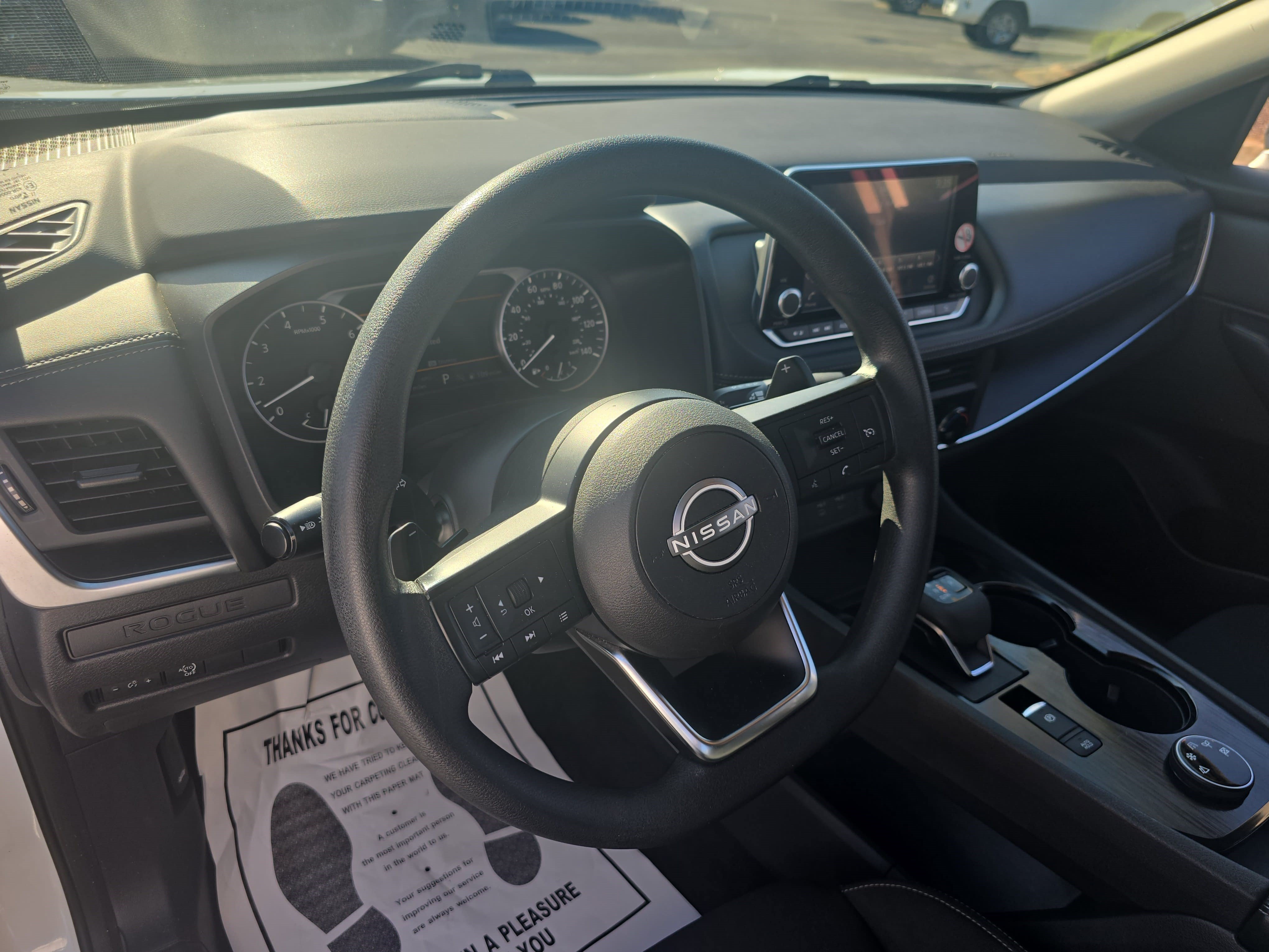Used 2024 Nissan Rogue S AWD/4WD image 16