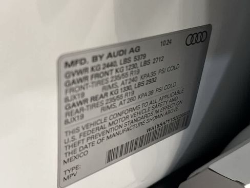 Used 2025 Audi Q5 2.0T Premium Plus w/ Premium Plus Package AWD/4WD image 28