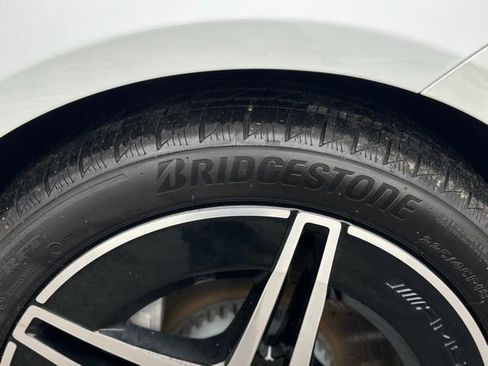 Used 2025 Mercedes-Benz C 300 Sedan image 13