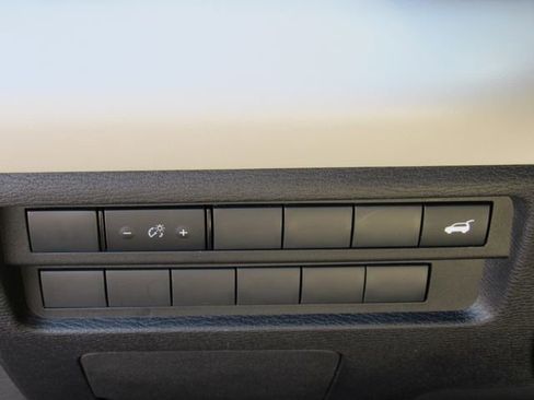 Used 2024 Mitsubishi Outlander SEL FWD image 30