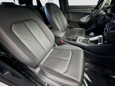 Used 2021 Audi Q3 2.0T Premium image 15