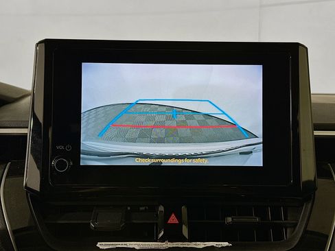 Used 2023 Toyota Corolla LE image 24