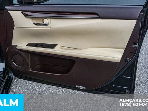Used 2017 Lexus ES 350 w/ Premium Package FWD image 58