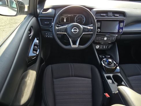 Used 2024 Nissan Leaf SV Plus image 22