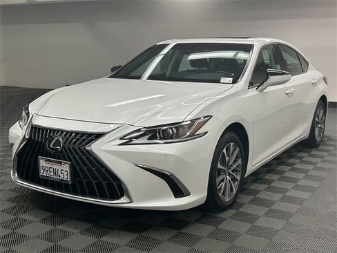 Certified 2025 Lexus ES 350 image 2