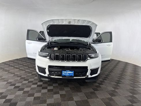 Used 2025 Jeep Grand Cherokee L Limited w/ Luxury Tech Group II AWD/4WD image 12