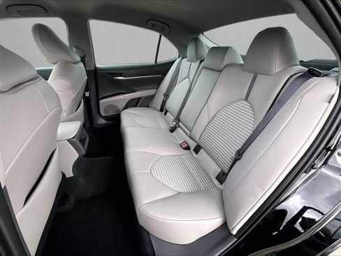 Used 2024 Toyota Camry SE w/ Convenience Package FWD image 28