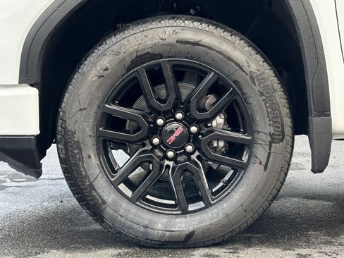 New 2026 GMC Sierra 1500 Elevation image 26