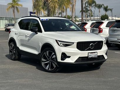 Certified 2025 Volvo XC40 B5 Plus