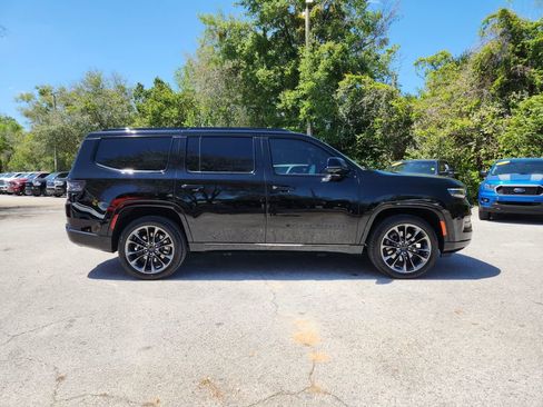 Certified 2025 Jeep Grand Wagoneer Series II Obsidian w/ Quick Order Packagew 28T AWD/4WD image 3
