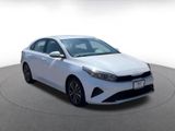 Used 2024 Kia Forte LXS image 3