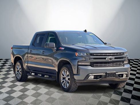 Used 2019 Chevrolet Silverado 1500 RST w/ True North Edition AWD/4WD image 4