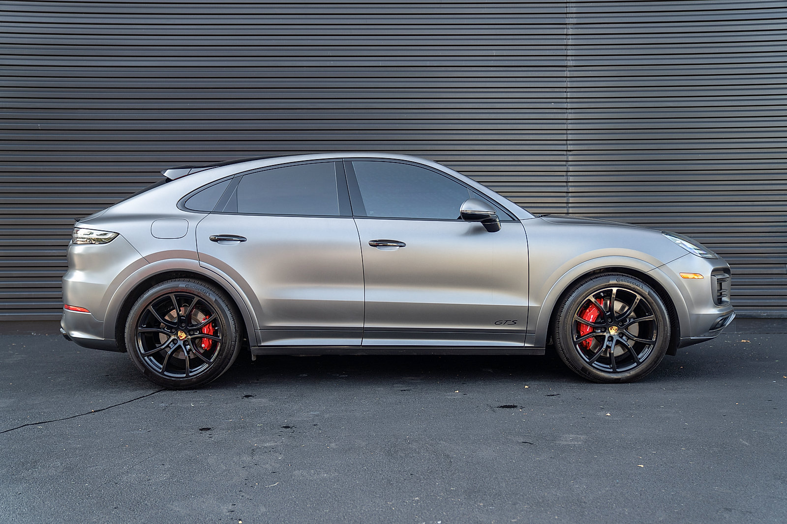 Certified 2023 Porsche Cayenne GTS AWD/4WD image 29