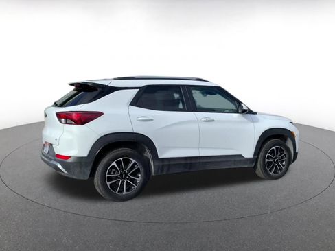 Used 2025 Chevrolet TrailBlazer LT image 15