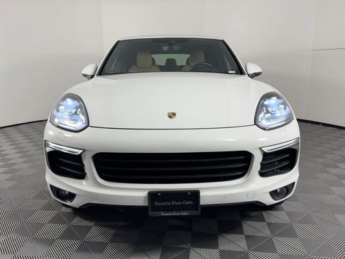 Certified 2018 Porsche Cayenne Platinum Edition image 6