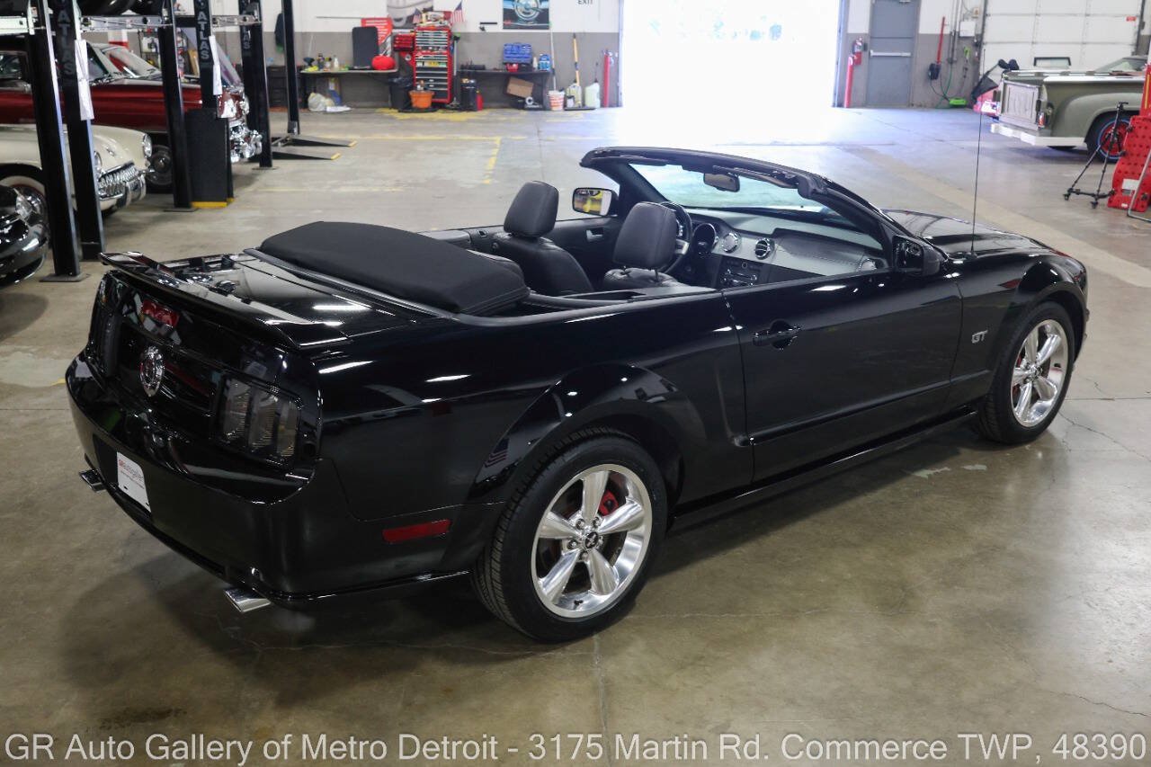Used 2008 Ford Mustang GT Premium RWD image 8