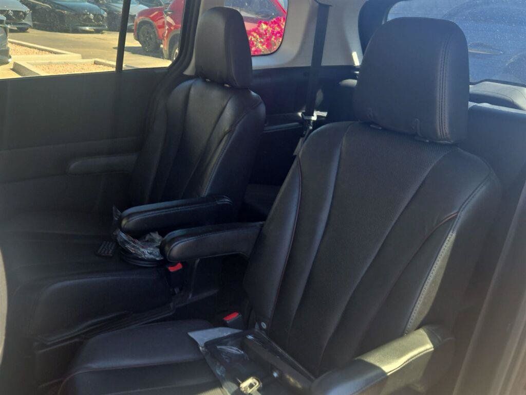 Used 2015 MAZDA MAZDA5 Grand Touring FWD image 5