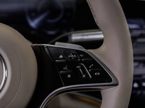 Used 2023 Mercedes-Benz EQS 580 4MATIC Sedan image 15