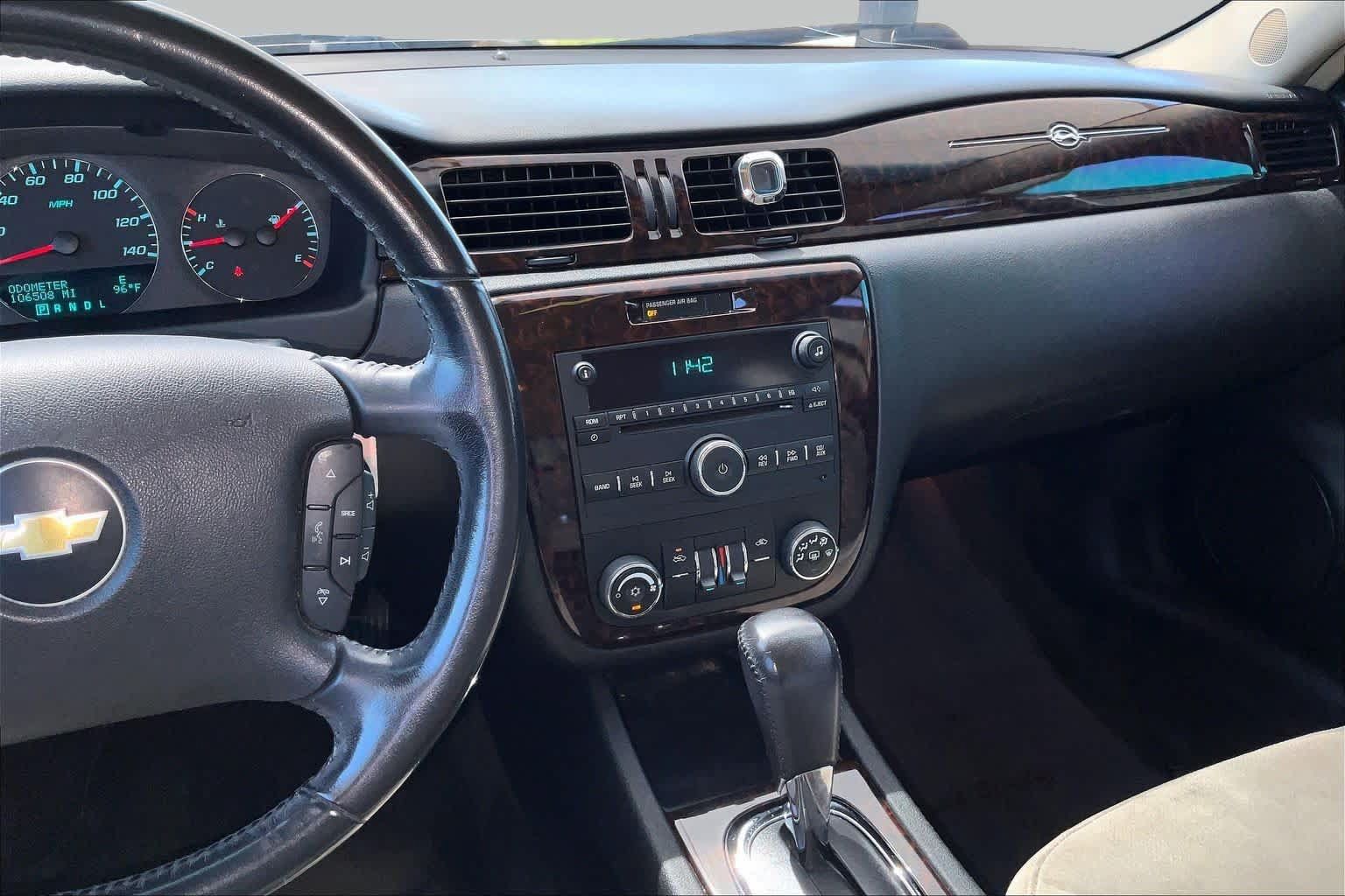 Used 2012 Chevrolet Impala LT FWD image 6