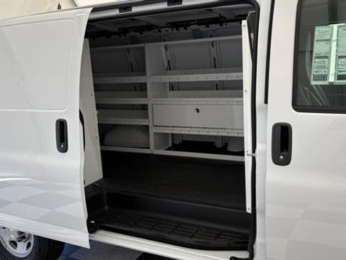 New 2026 Chevrolet Express 2500 RWD image 26