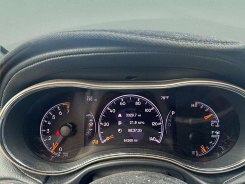 Used 2017 Jeep Grand Cherokee Overland AWD/4WD image 34