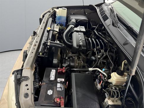 Used 2008 Toyota Tundra 4x4 Double Cab image 32