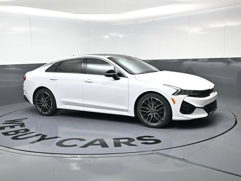 Used 2024 Kia K5 GT FWD image 2