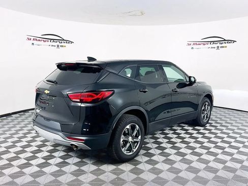 Used 2025 Chevrolet Blazer LT AWD/4WD image 8