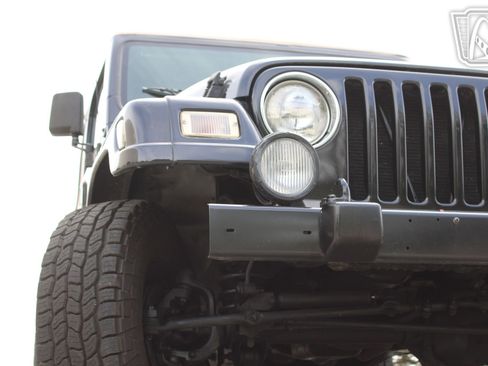 Used 2001 Jeep Wrangler Sahara AWD/4WD image 31