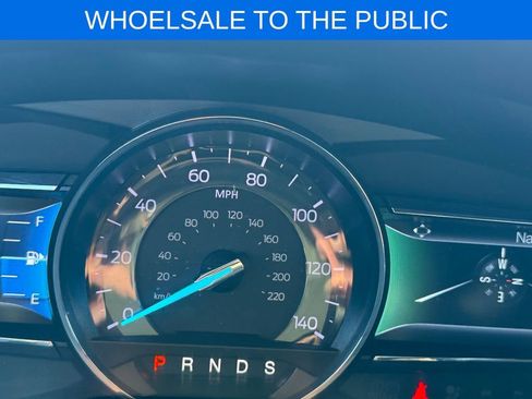 Used 2019 Ford Explorer Limited w/ Class III Trailer Tow Package image 16