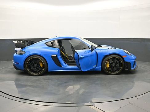 Certified 2023 Porsche 718 Cayman GT4 RS RWD image 28