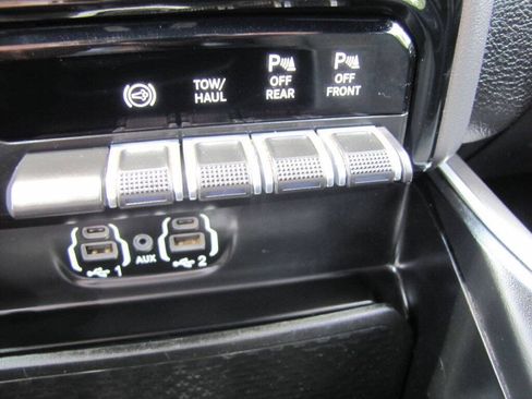 Used 2022 RAM 3500 Big Horn w/ Level 1 Equipment Group AWD/4WD image 46