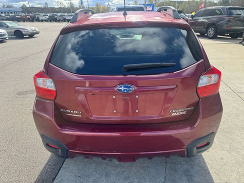 Used 2016 Subaru Crosstrek 2.0i Premium w/ Moonroof Package image 6