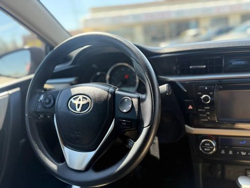 Used 2014 Toyota Corolla LE image 17