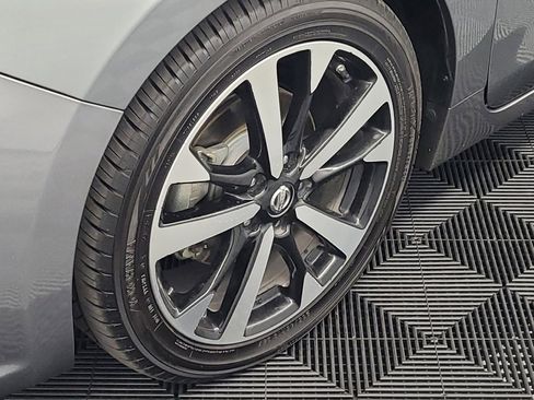 Used 2018 Nissan Altima 2.5 SR FWD image 31