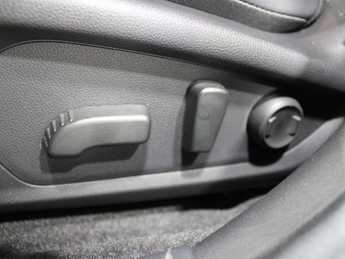 Certified 2024 Subaru Crosstrek 2.5i Limited image 4