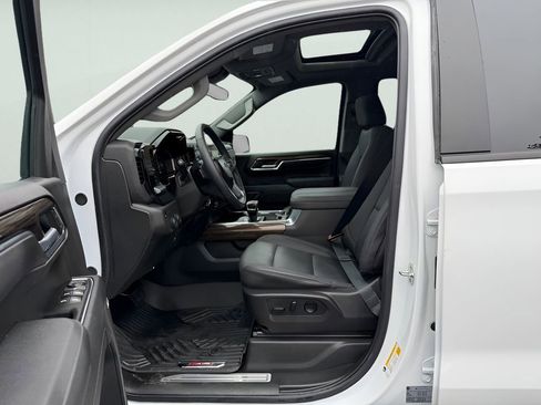 Used 2026 Chevrolet Silverado 1500 LT Trail Boss w/ LT Trail Boss Premium Package image 22